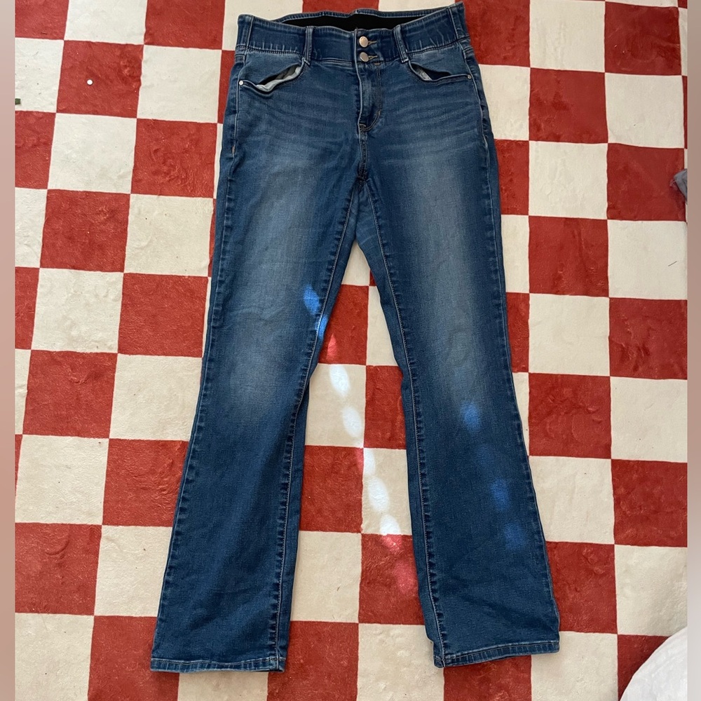 Apt. 9 Medium Boot Leg Jeans